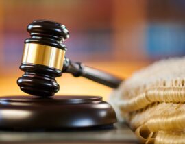 How to choose a lawyer?